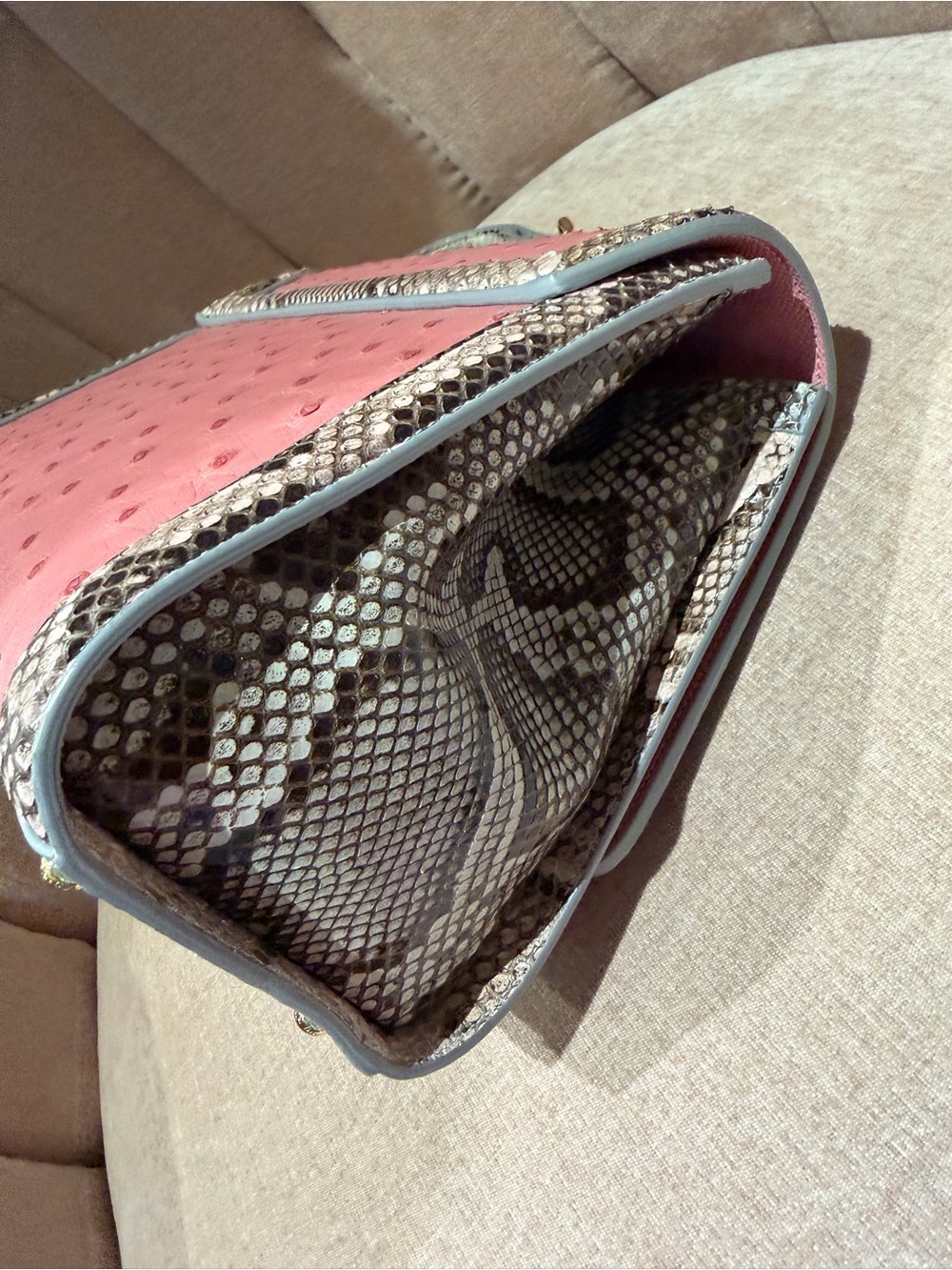 D&G Pink Ostrich and Python skin only 25 in the world limited edition like new✨ - Picture 9 of 14